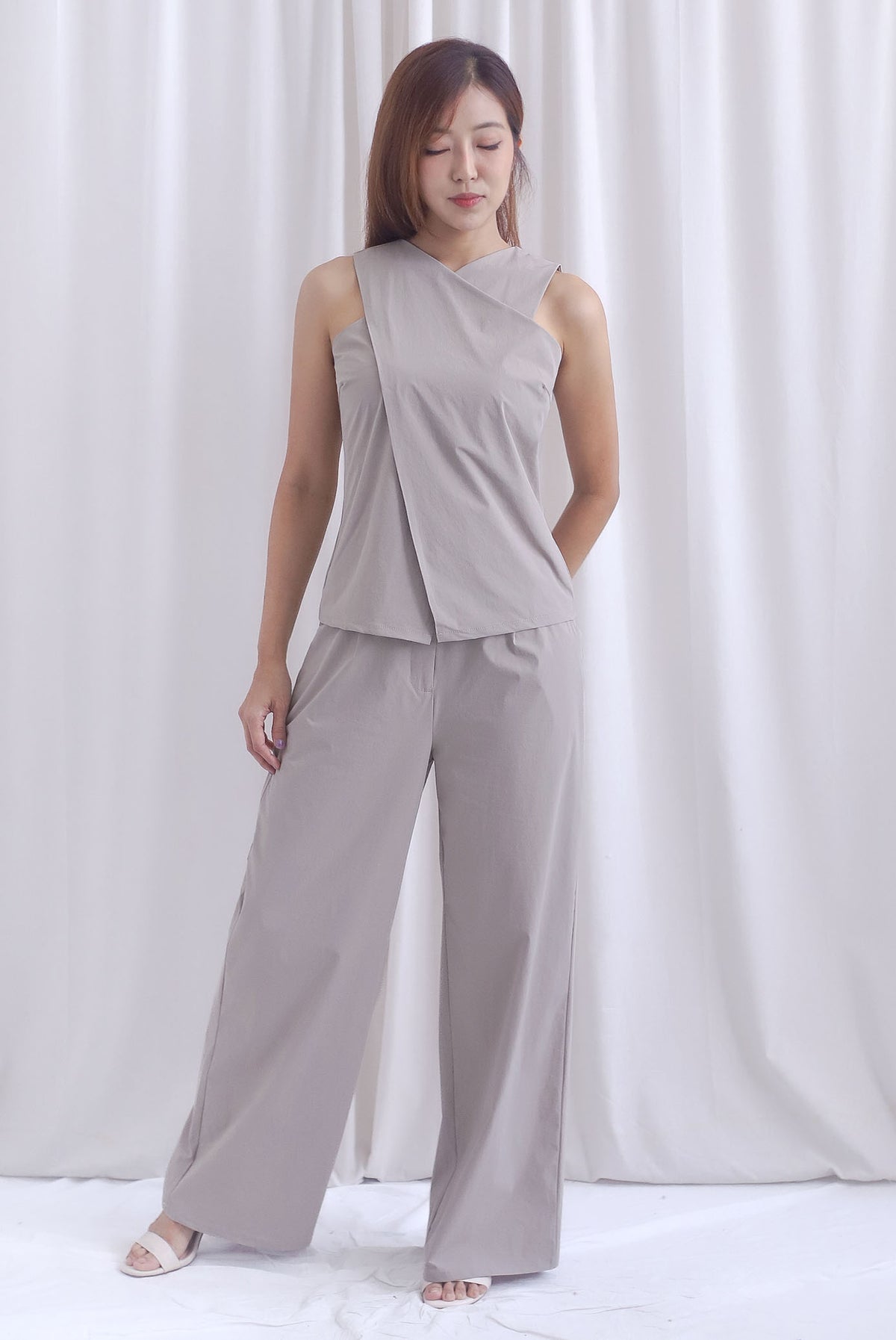 Estelle Pants In Taupe