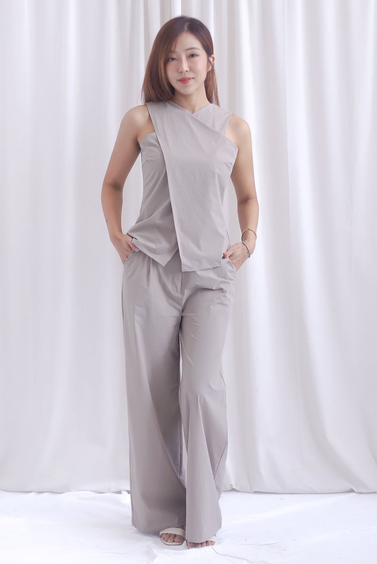 Estelle Pants In Taupe