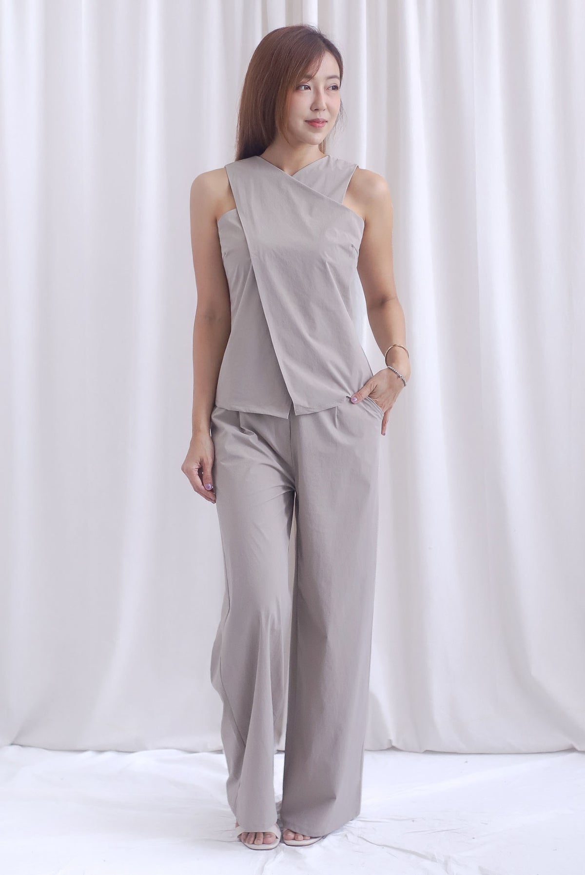 Estelle Pants In Taupe