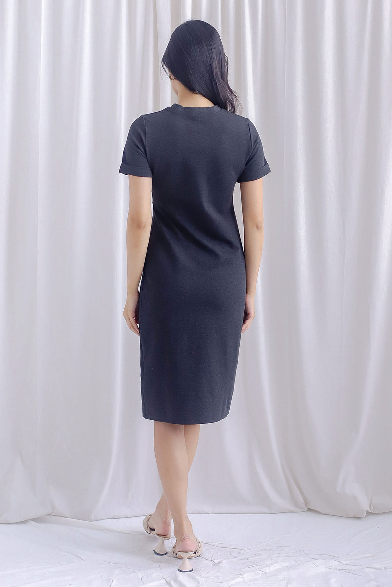 Ferlyn Twist Waist Sleeved Dress In Dark Grey