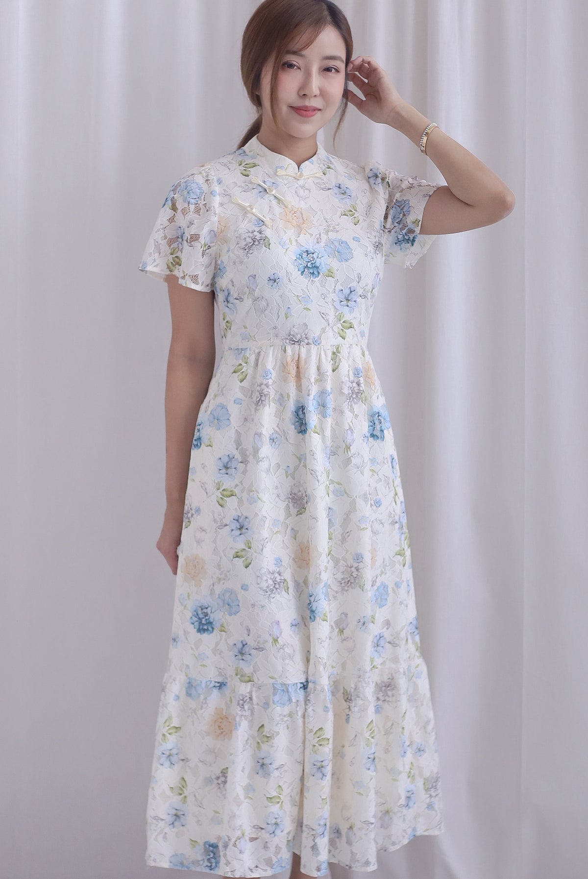 Francesca Oriental Lace Flare Cheong Sam Dress In Blue