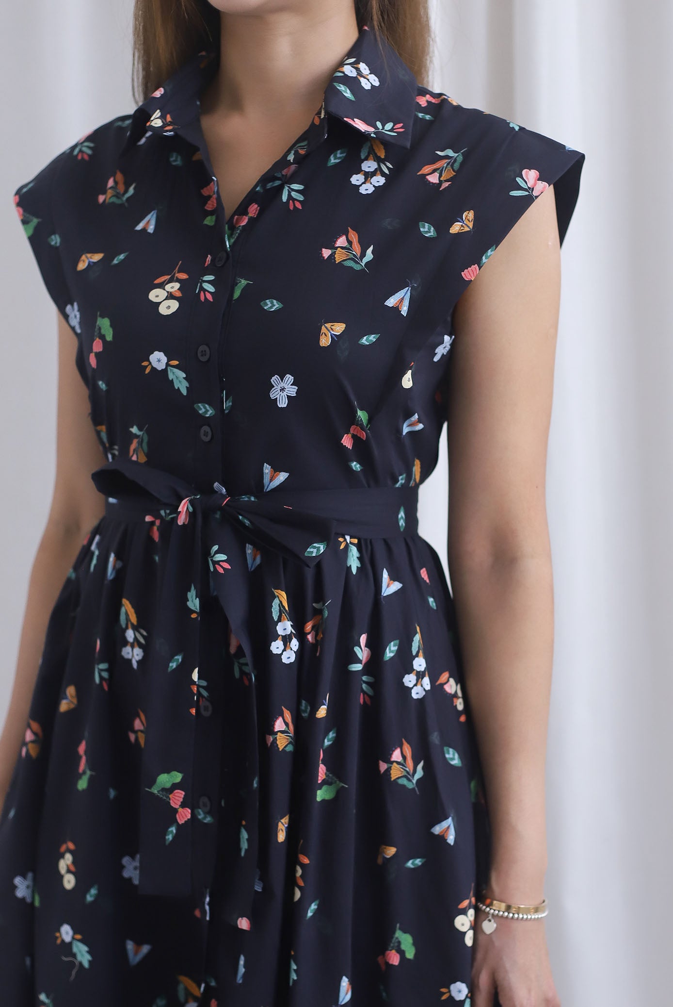 Garden Prints Buttons Down Shirt Dress In Midnight Blue