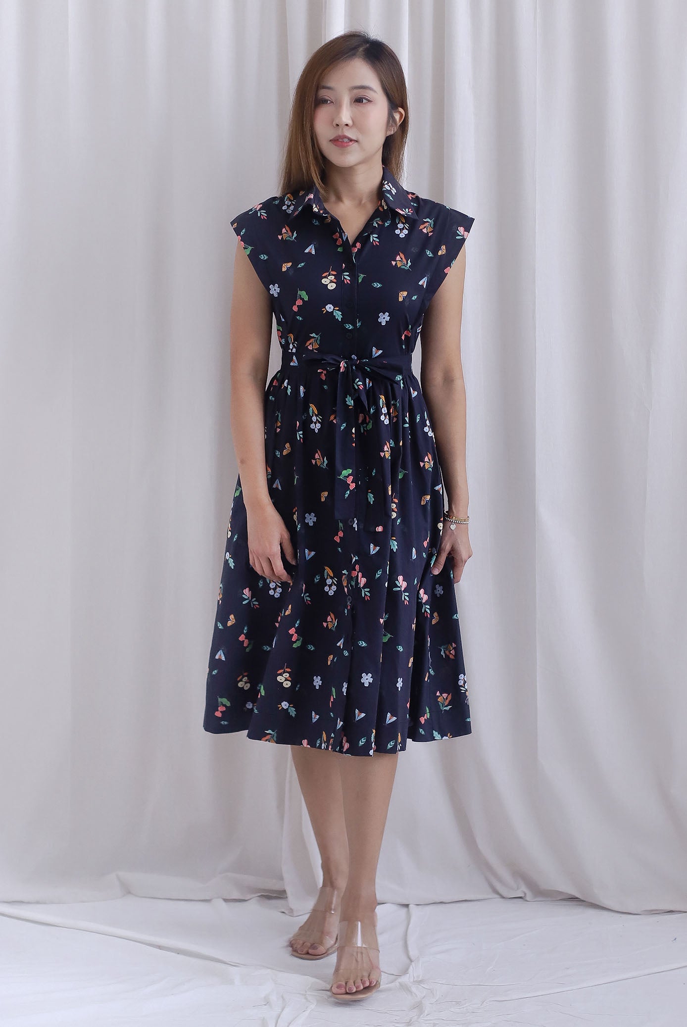 Garden Prints Buttons Down Shirt Dress In Midnight Blue