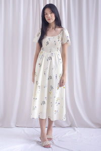 Gemma Scoop Neck Smocked Maxi Dress In Cream Floral
