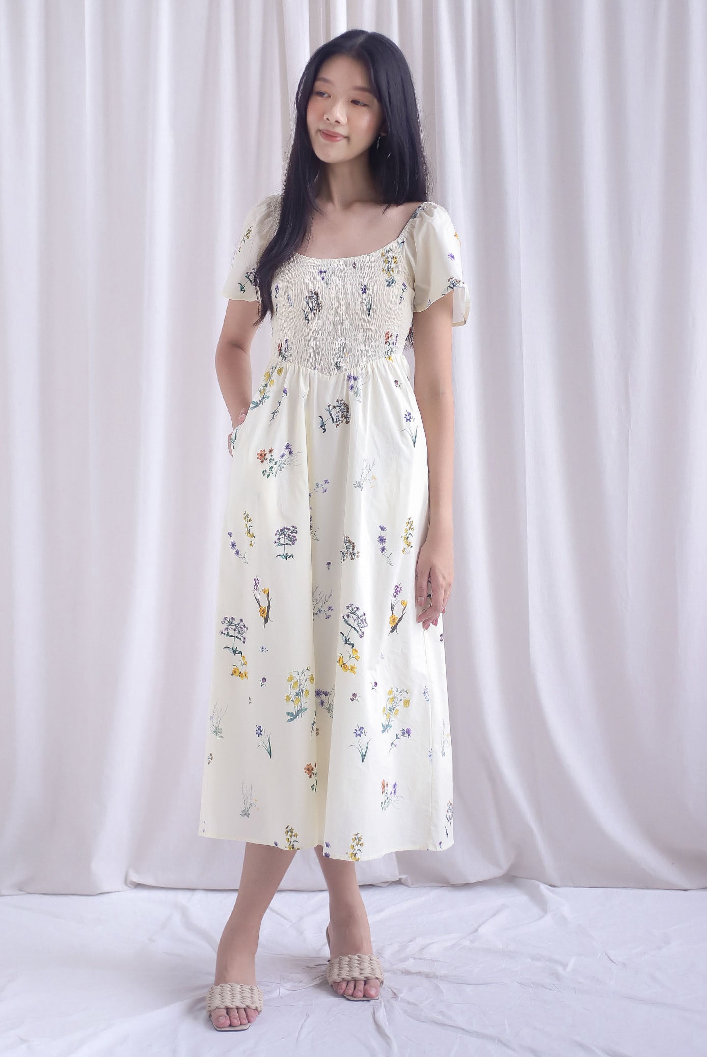 Gemma Scoop Neck Smocked Maxi Dress In Cream Floral