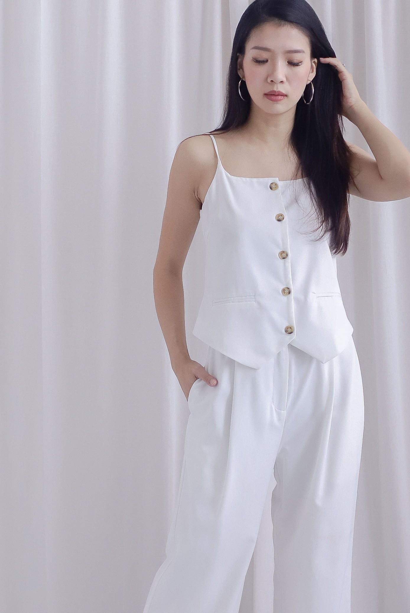 Gera Camisole Vest Top In White