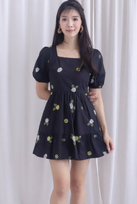 Geraldean Embro Puffy Sleeve Babydoll Romper Dress In Black