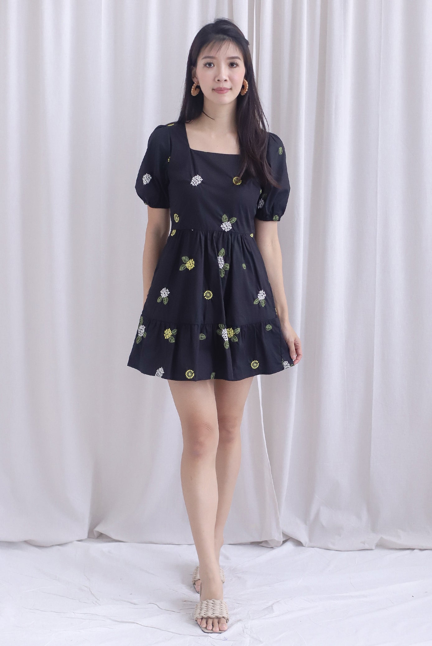 Geraldean Embro Puffy Sleeve Babydoll Romper Dress In Black