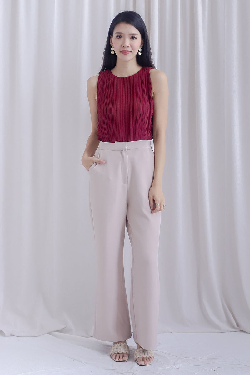 Gioia Pleated Cut In Top In Wine Red