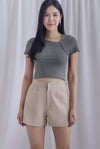 Greta Wave Waist Shorts In Khaki