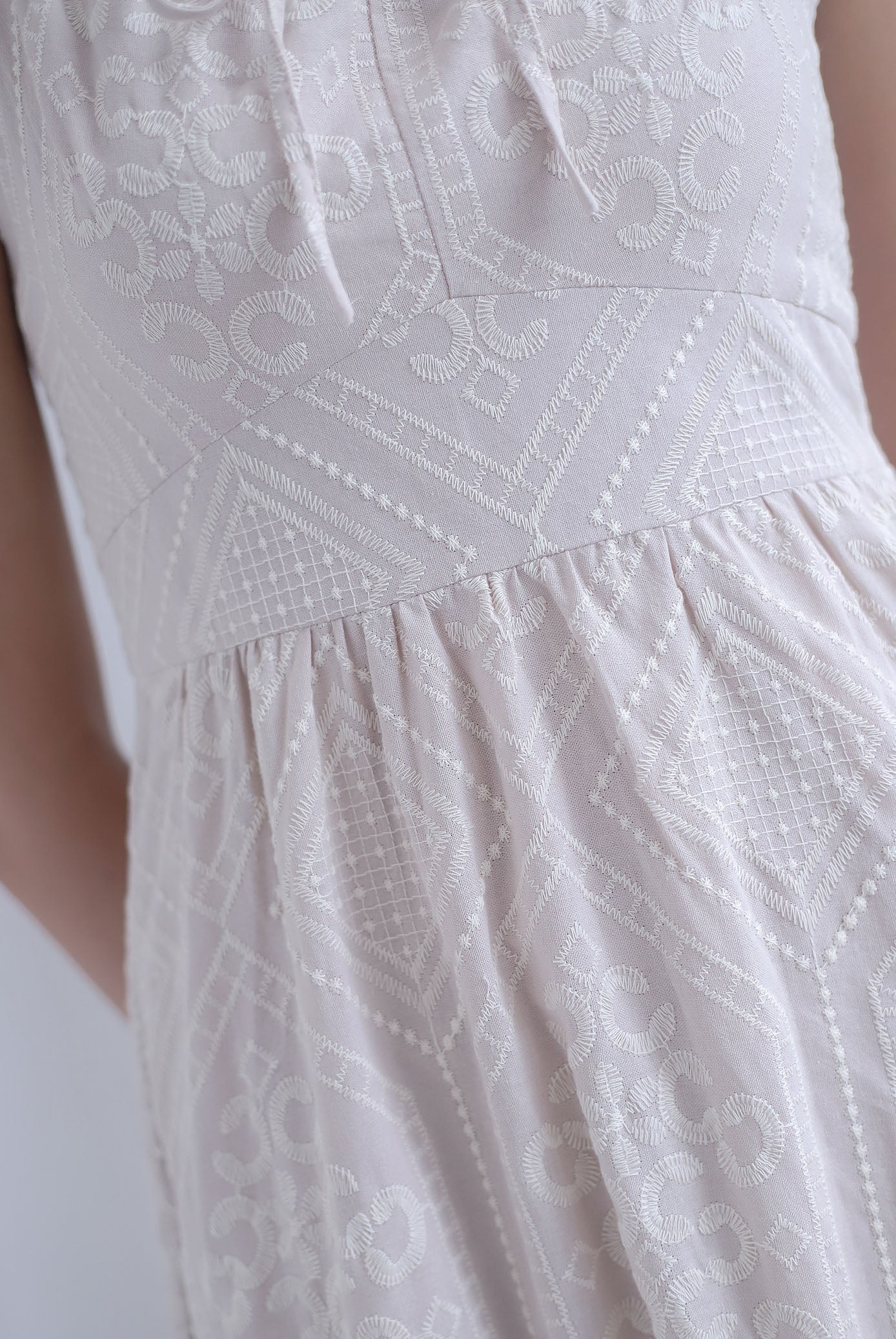 Gwen Empire Tie Front Embro Maxi Dress In Cream