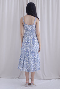 Gwen Empire Tie Front Embro Maxi Dress In White/Blue