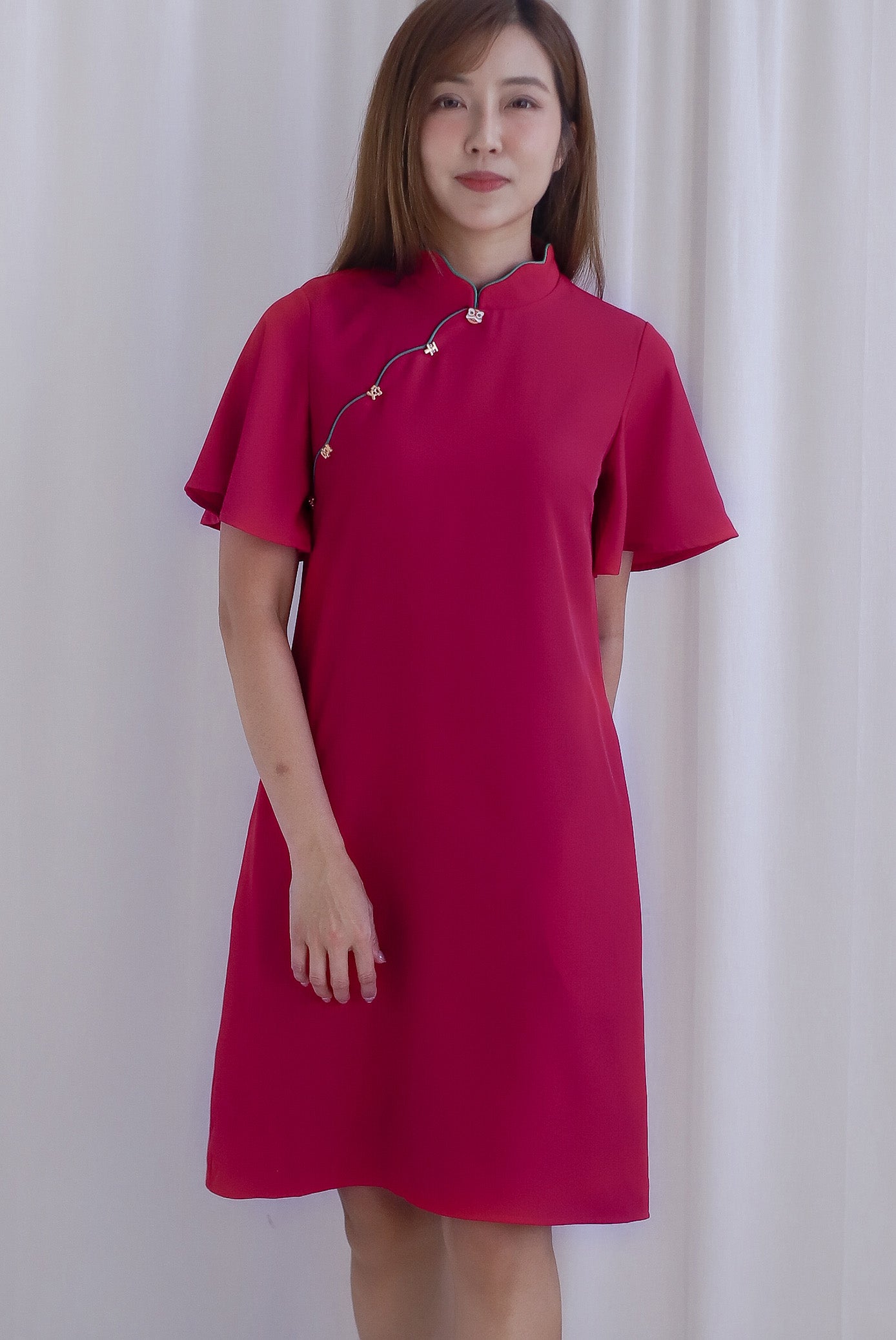 Harmony Buttons Flutter Sleeves Cheong Sam Dress In Magenta