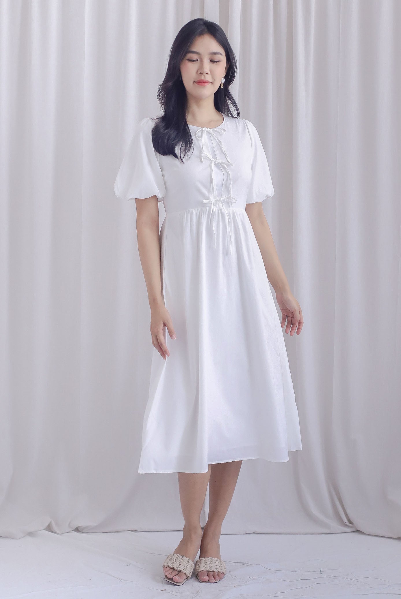 Heather Tie Ribbons Front Midi Dress in White