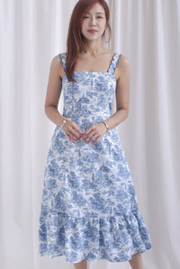 Jasmine Wavy Strap Mermaid Dress In Blue Porcelain