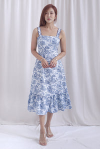 Jasmine Wavy Strap Mermaid Dress In Blue Porcelain
