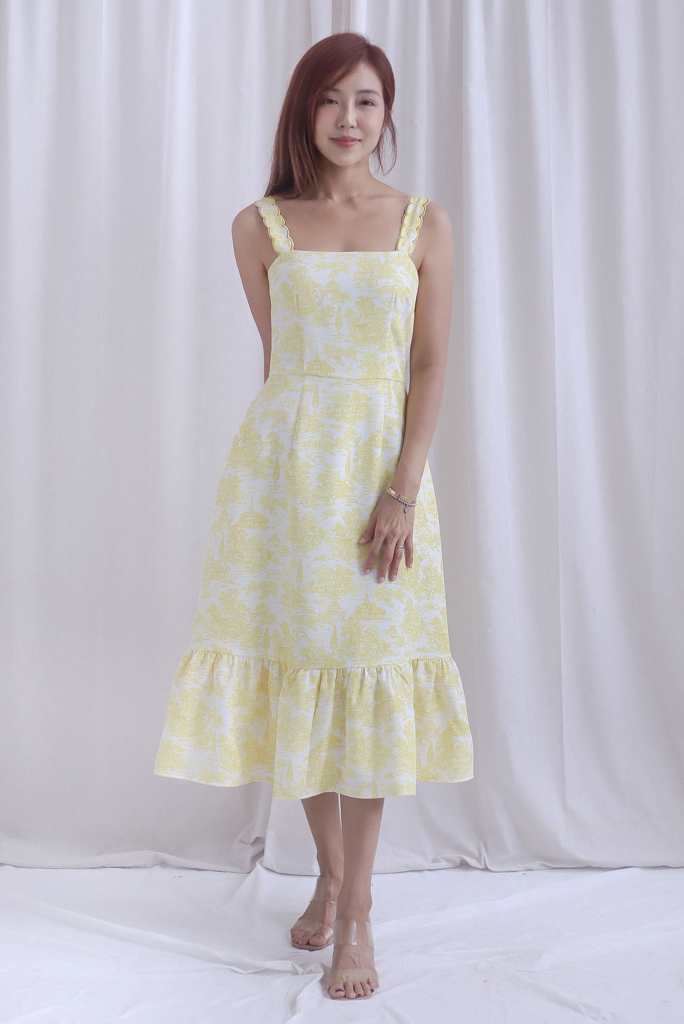 Jasmine Wavy Strap Mermaid Dress In Yellow Porcelain