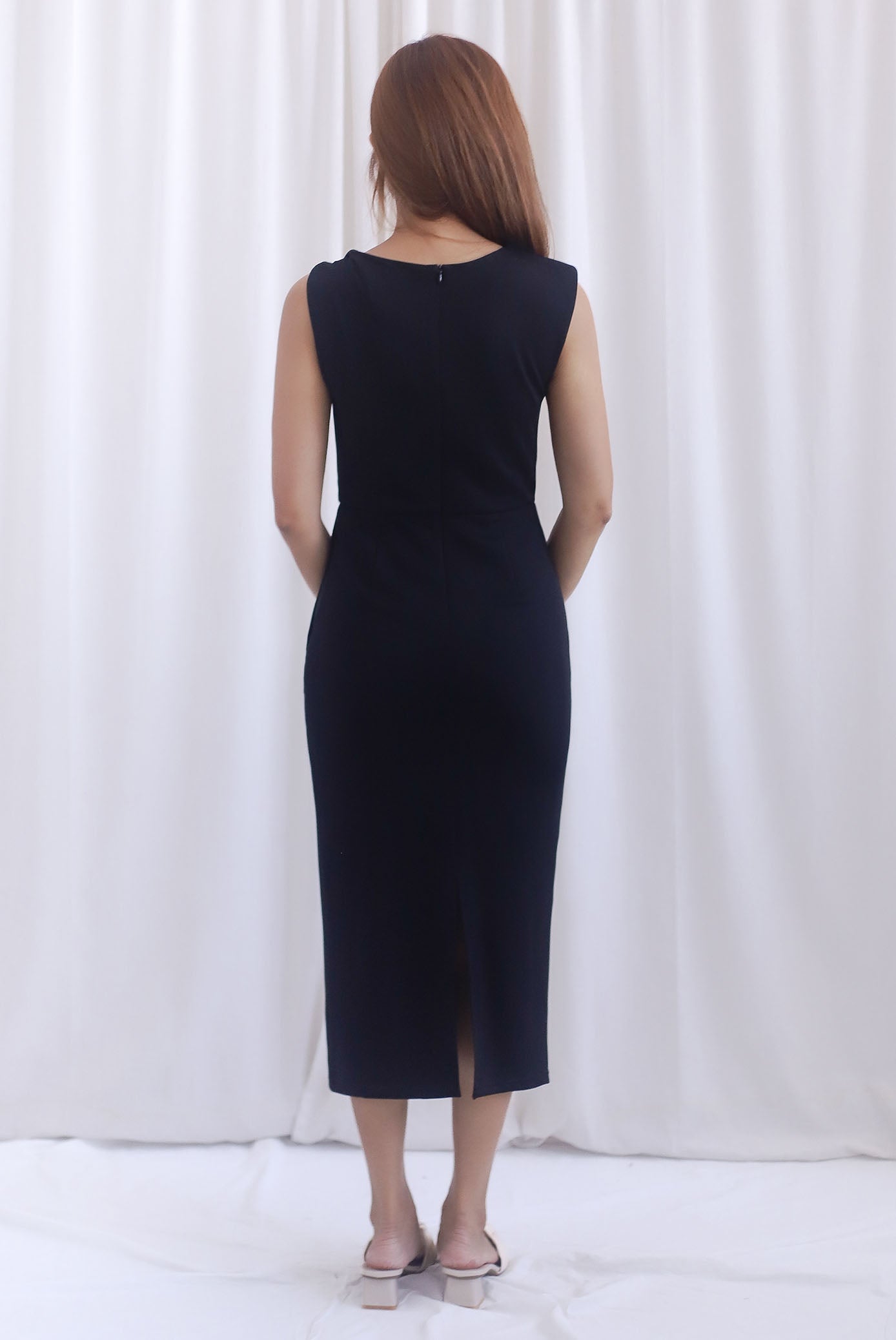 Jean Twisted Shoulder Pencil Midi Dress In Black