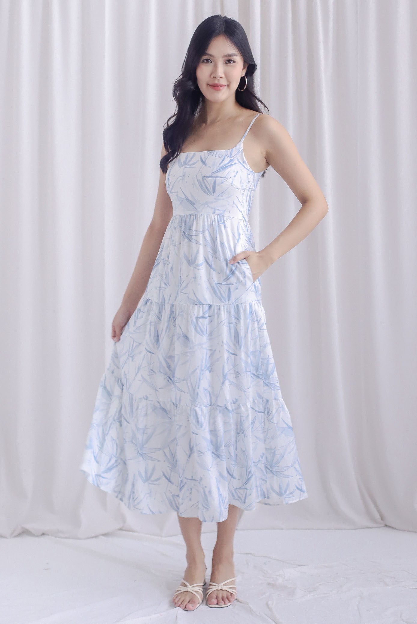 Jennie Spaghetti Tier Maxi Dress In Blue Leafy