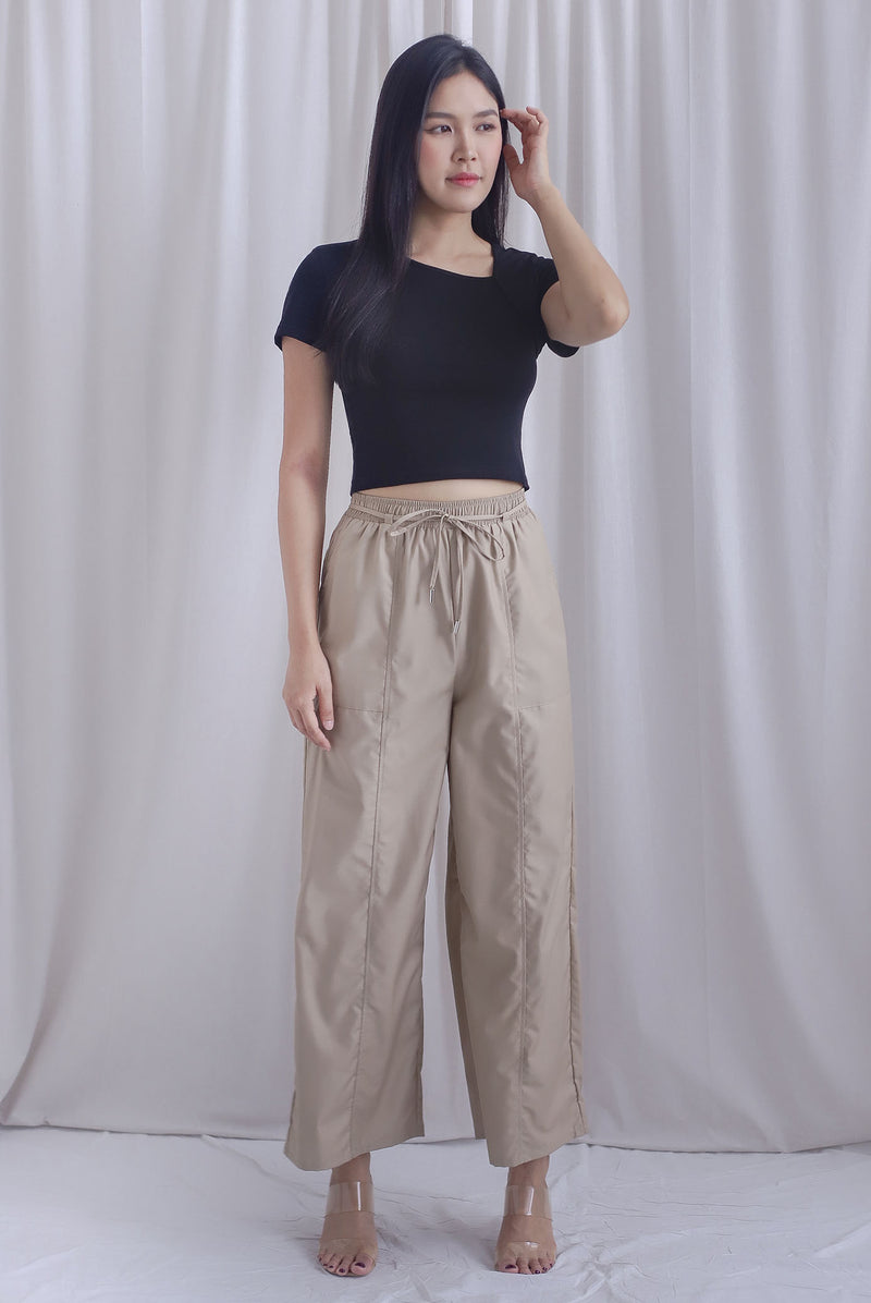 Jesslyn Asymm Neckline Top In Black