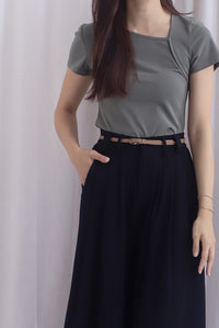 Jevon Wide Legged Pleated Palazzo Pants In Black