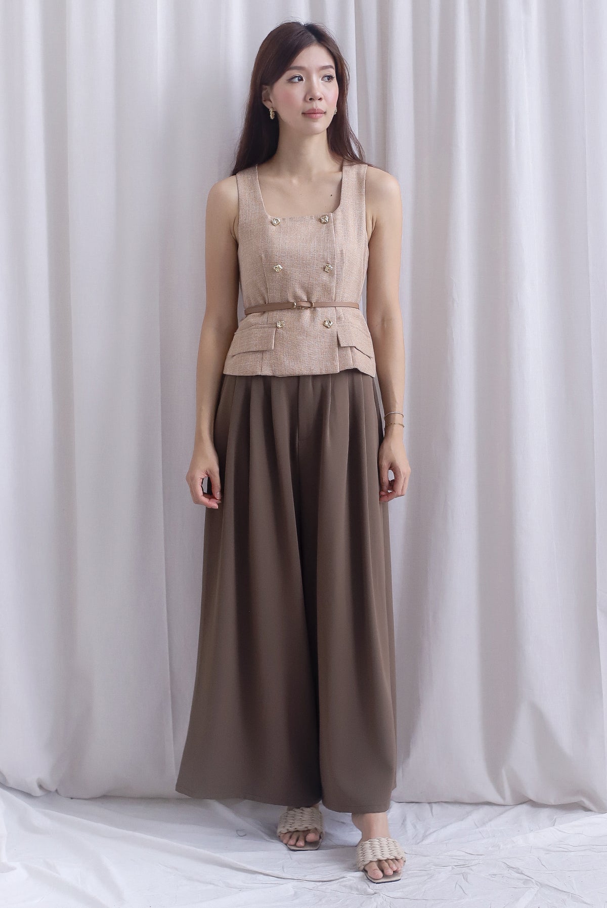 Jevon Wide Legged Pleated Palazzo Pants In Mocha