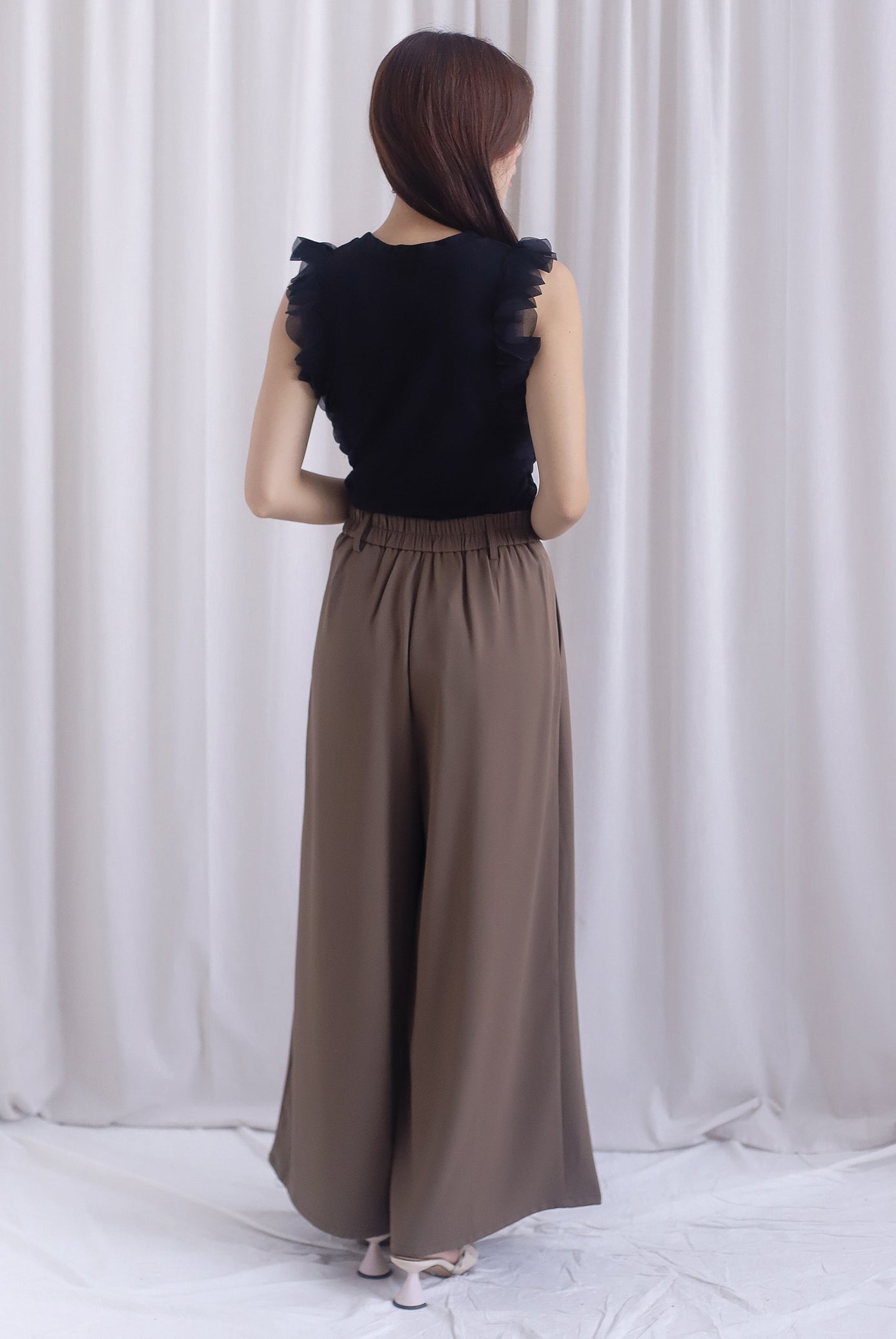 Jevon Wide Legged Pleated Palazzo Pants In Mocha