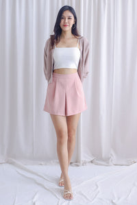 Jezebel Pleated Shorts In Pink