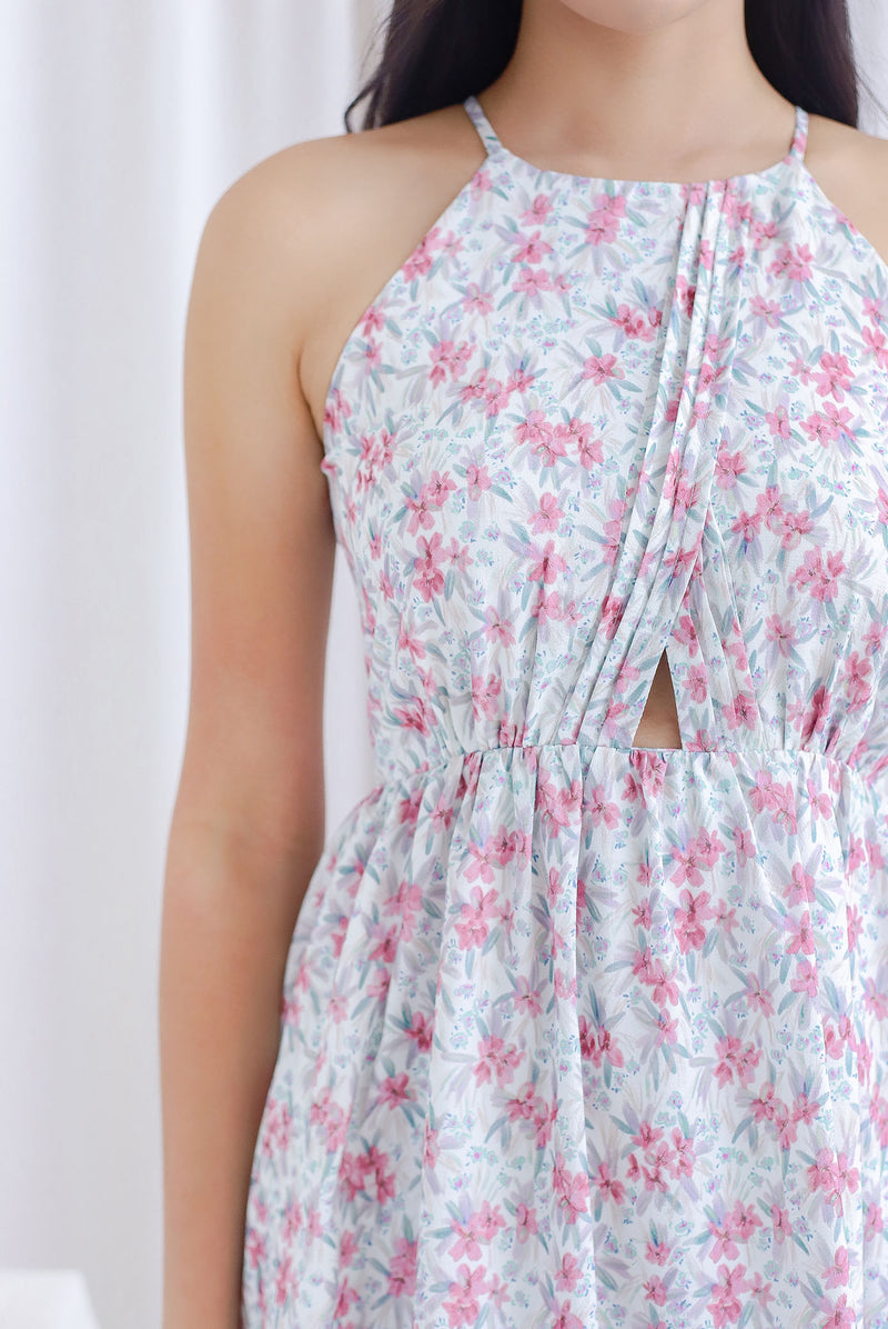 Karmen Pintuck pleats Cut Out Maxi Dress In Floral
