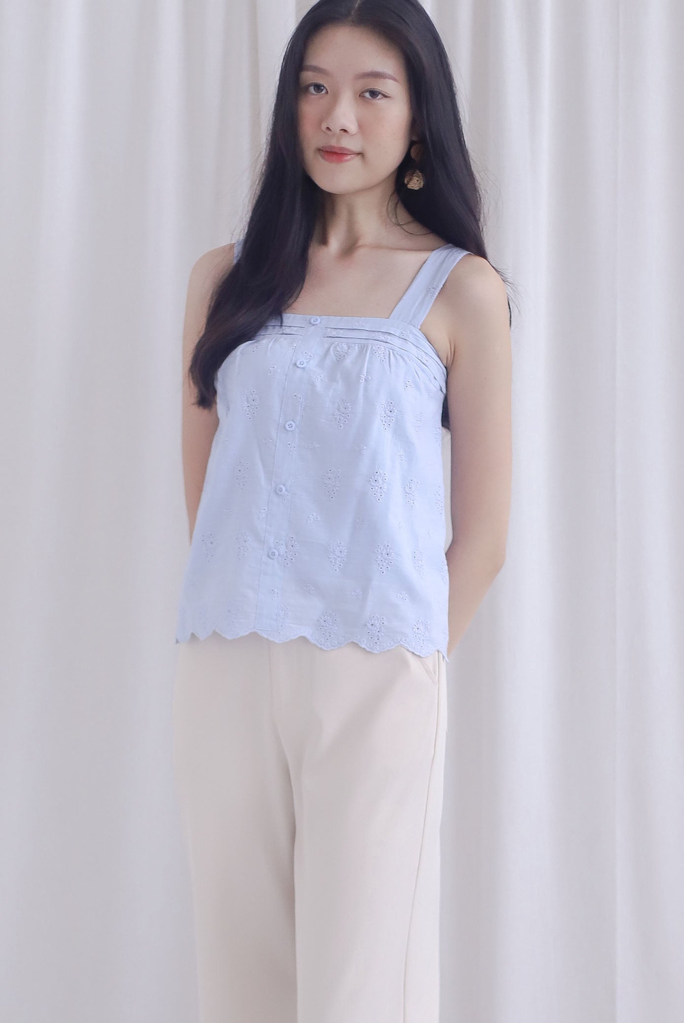 Kristy Pintuck Buttons Eyelet Top In Blue