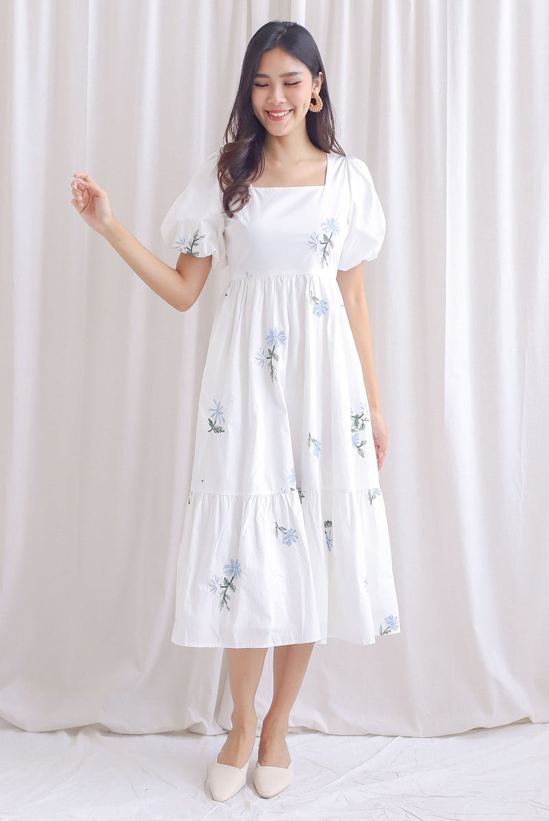 Kyara Embroidery Puffy Sleeve Maxi Dress In White