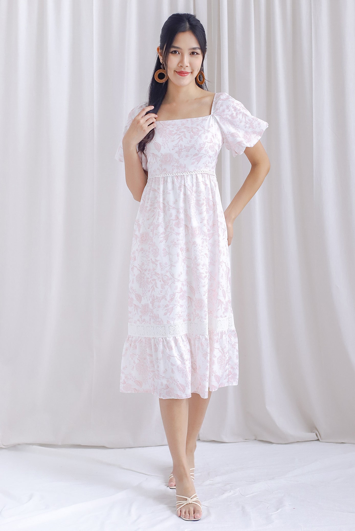 Laurice Porelain Lattice Insert Puffy Sleeve Midi Dress In White/Pink