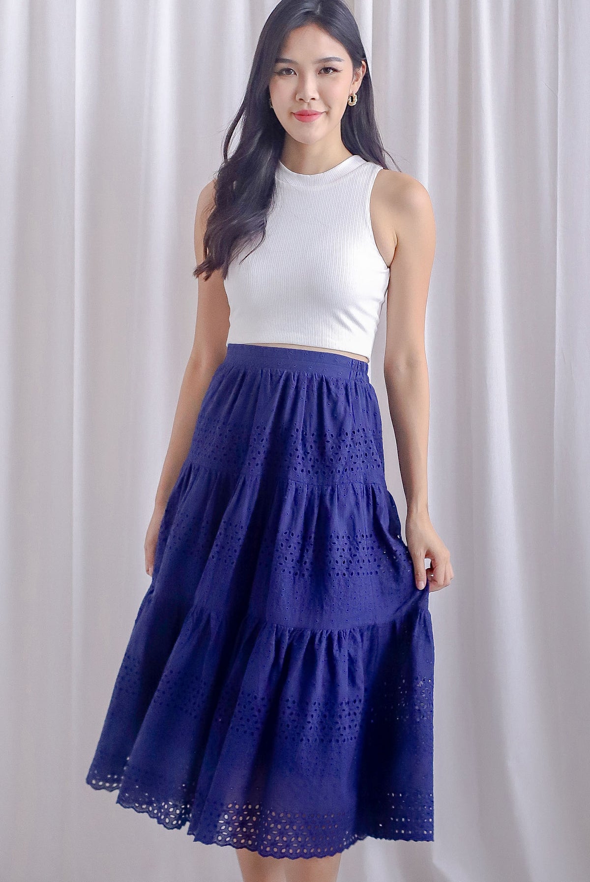 Legacy Eyelet Tiered Skirt In Navy Blue