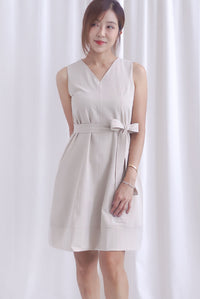 Leonor V Neck Seam Sash Dress In Ecru