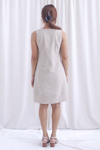 Leonor V Neck Seam Sash Dress In Ecru