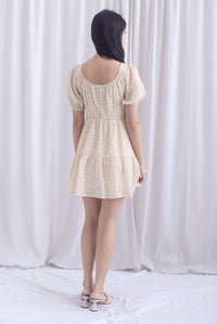 Lynn Floral Texture Tie Puffy Romper Dress In Pale Orange