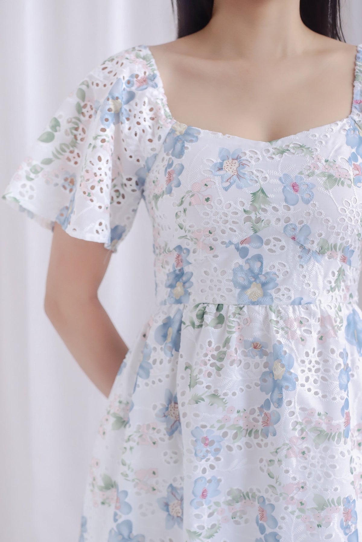 Madeleine Floral Print Eyelet Sleeved Dress In Blue