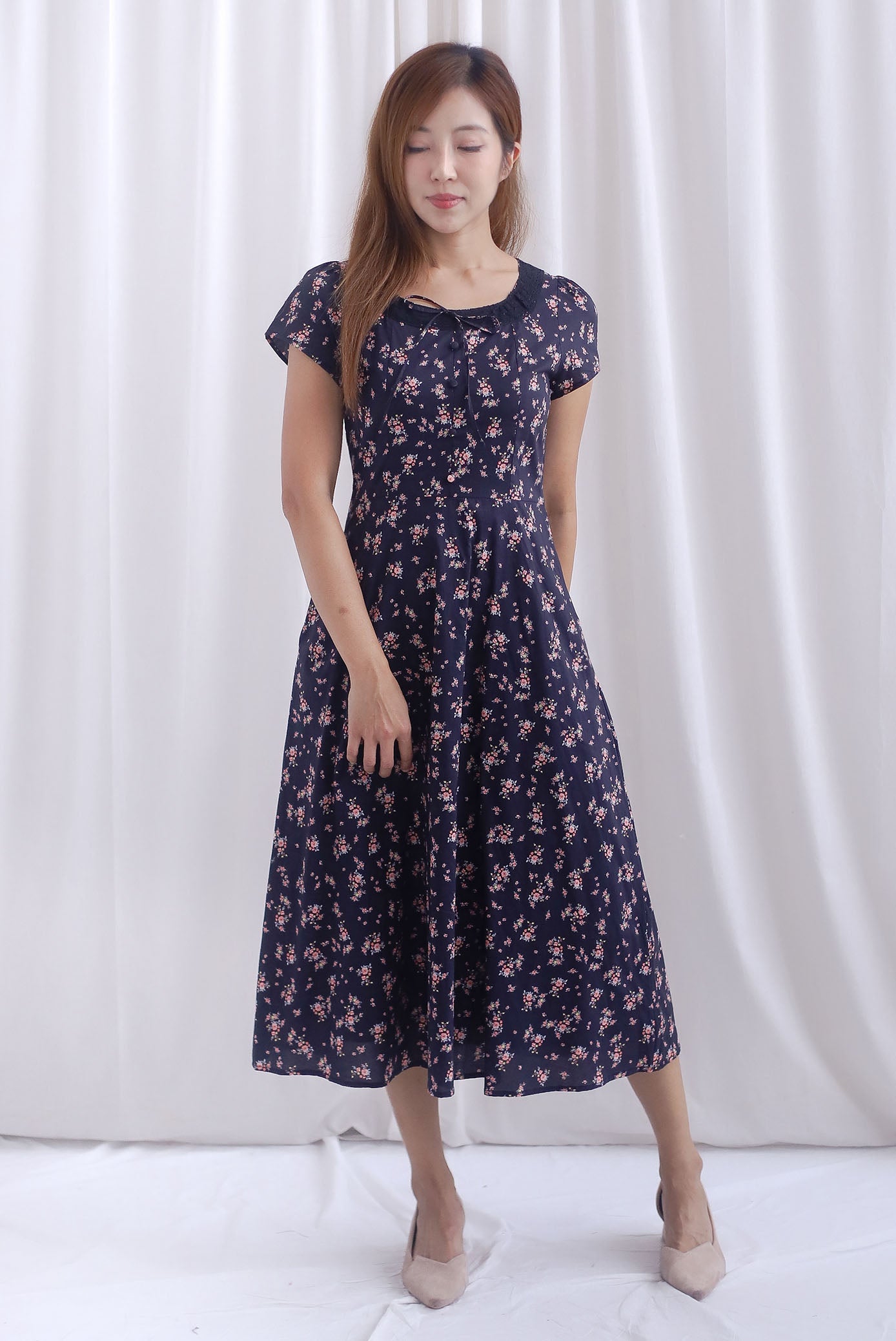 Makenzie Crochet Lattice Linen Floral Dress In Black