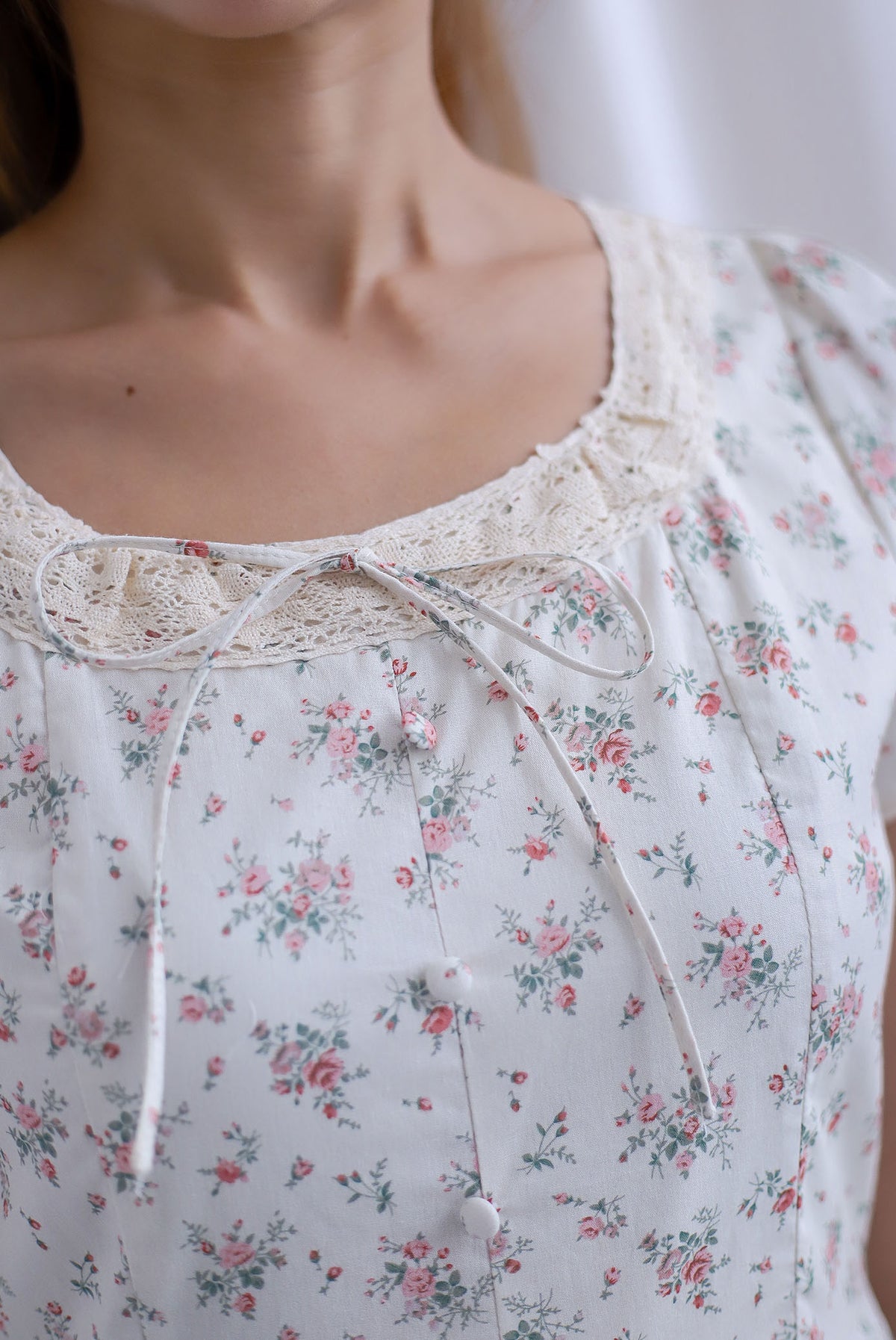 Makenzie Crochet Lattice Linen Floral Dress In Cream