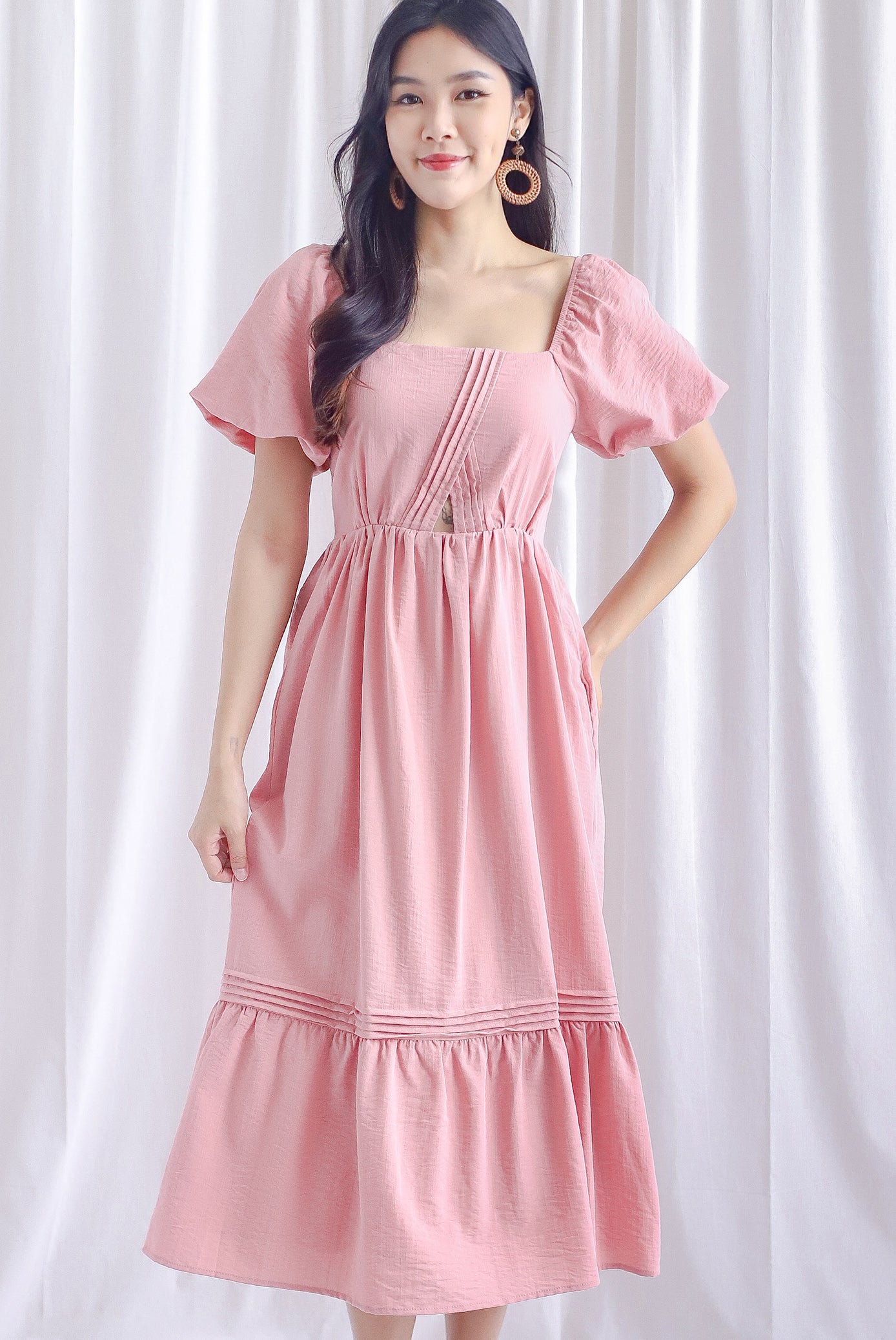 Marisa Puffy Sleeve Pintuck Cut Out Maxi Dress In Pink