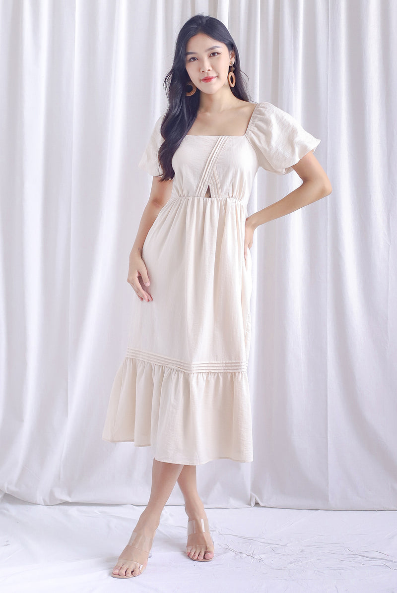 Marisa Puffy Sleeve Pintuck Cut Out Maxi Dress In Cream