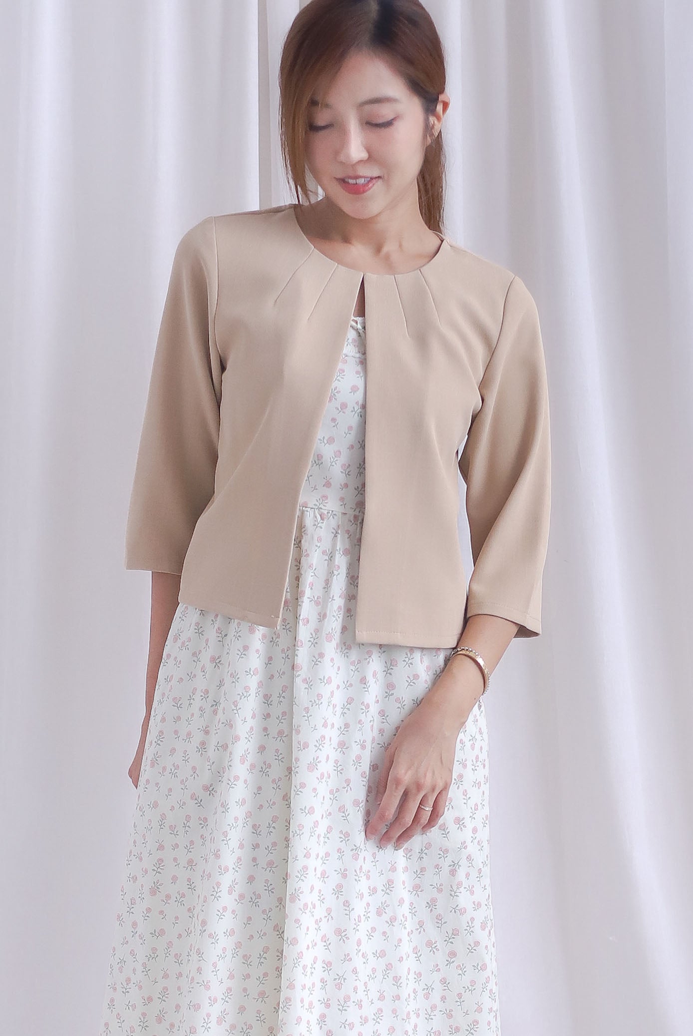 Melanie Collarless Open-Front Blazer In Camel