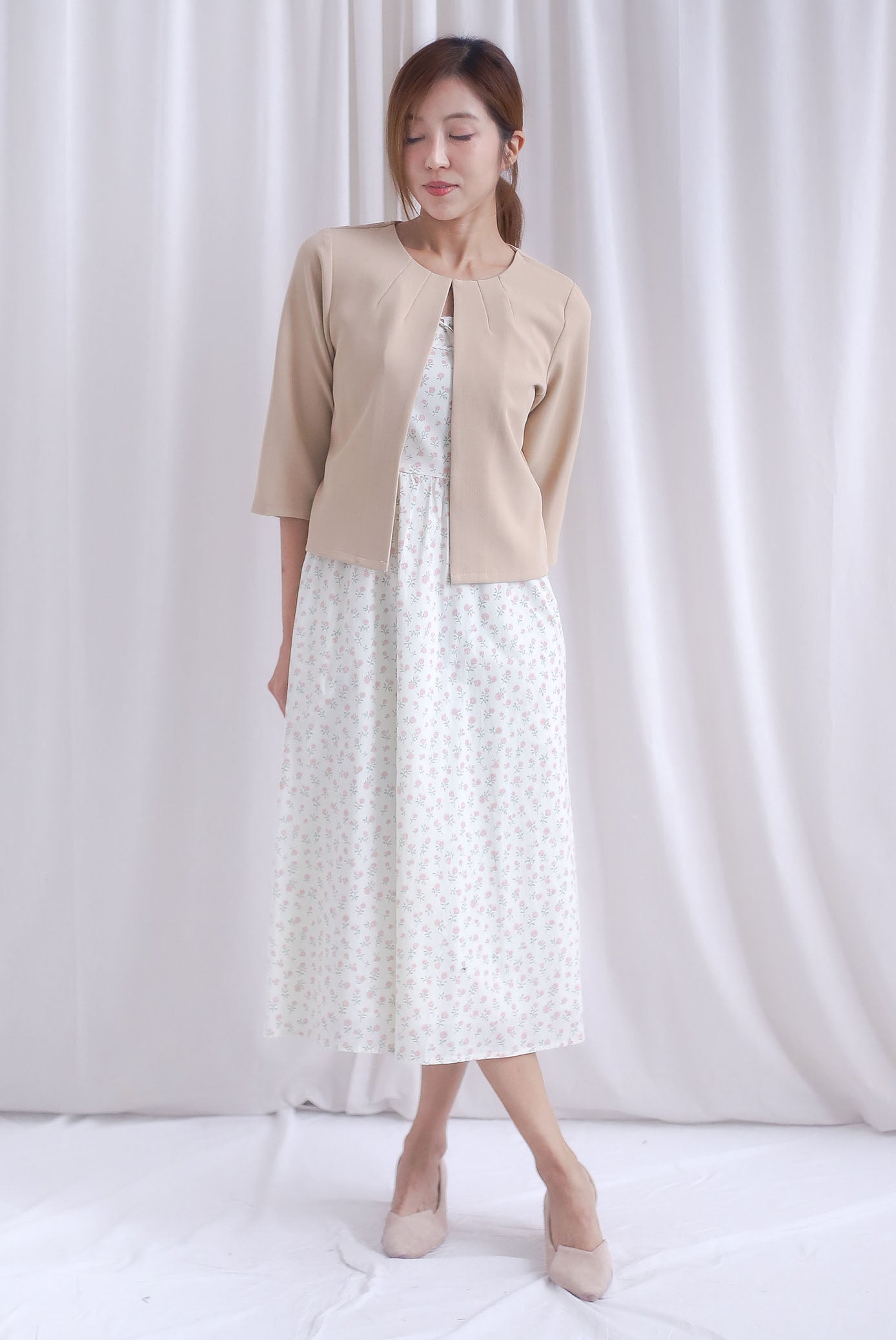Melanie Collarless Open-Front Blazer In Camel