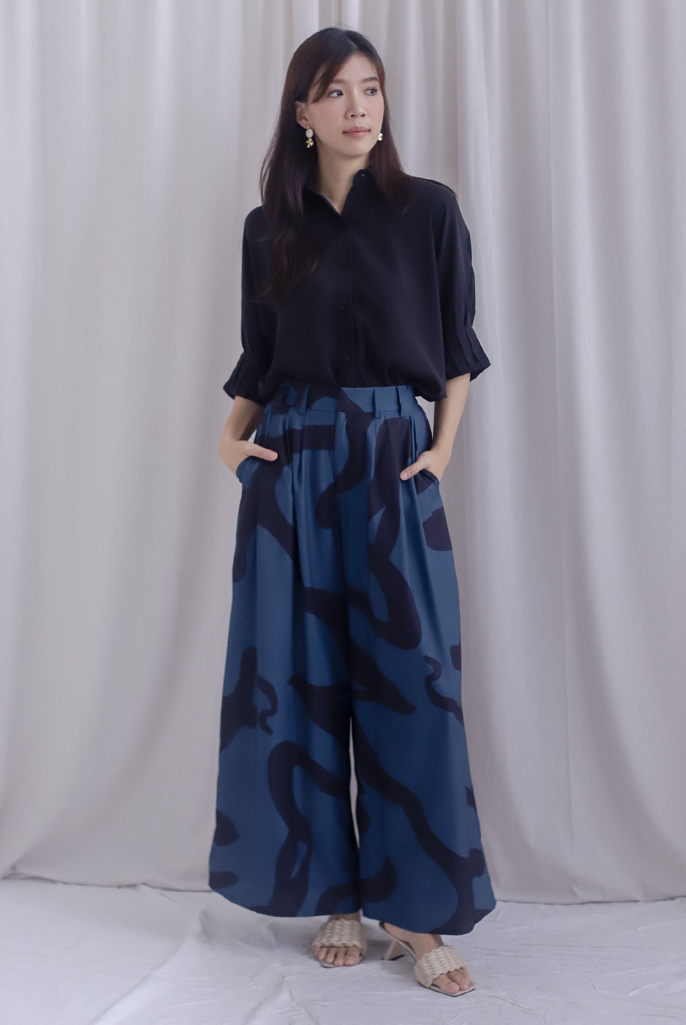 Memphis Printed Wide Culottes In Teal Black