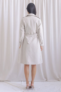 Merdith Long Trench Coat In Cream