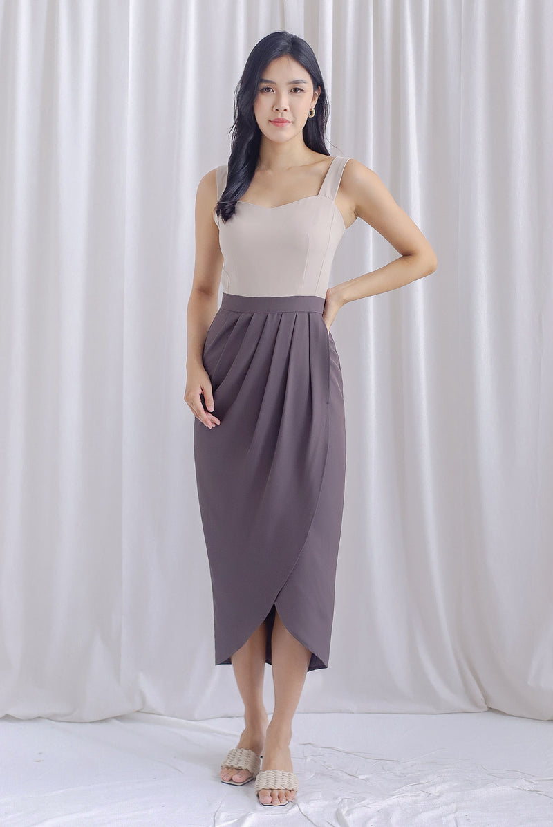 Mikaela Tulip Colourblock Work Dress In Mauve Grey/Cream The Design Closets Mikaela Tulip Colourblock Work Dress In Mauve Grey/Cream The Design Closets