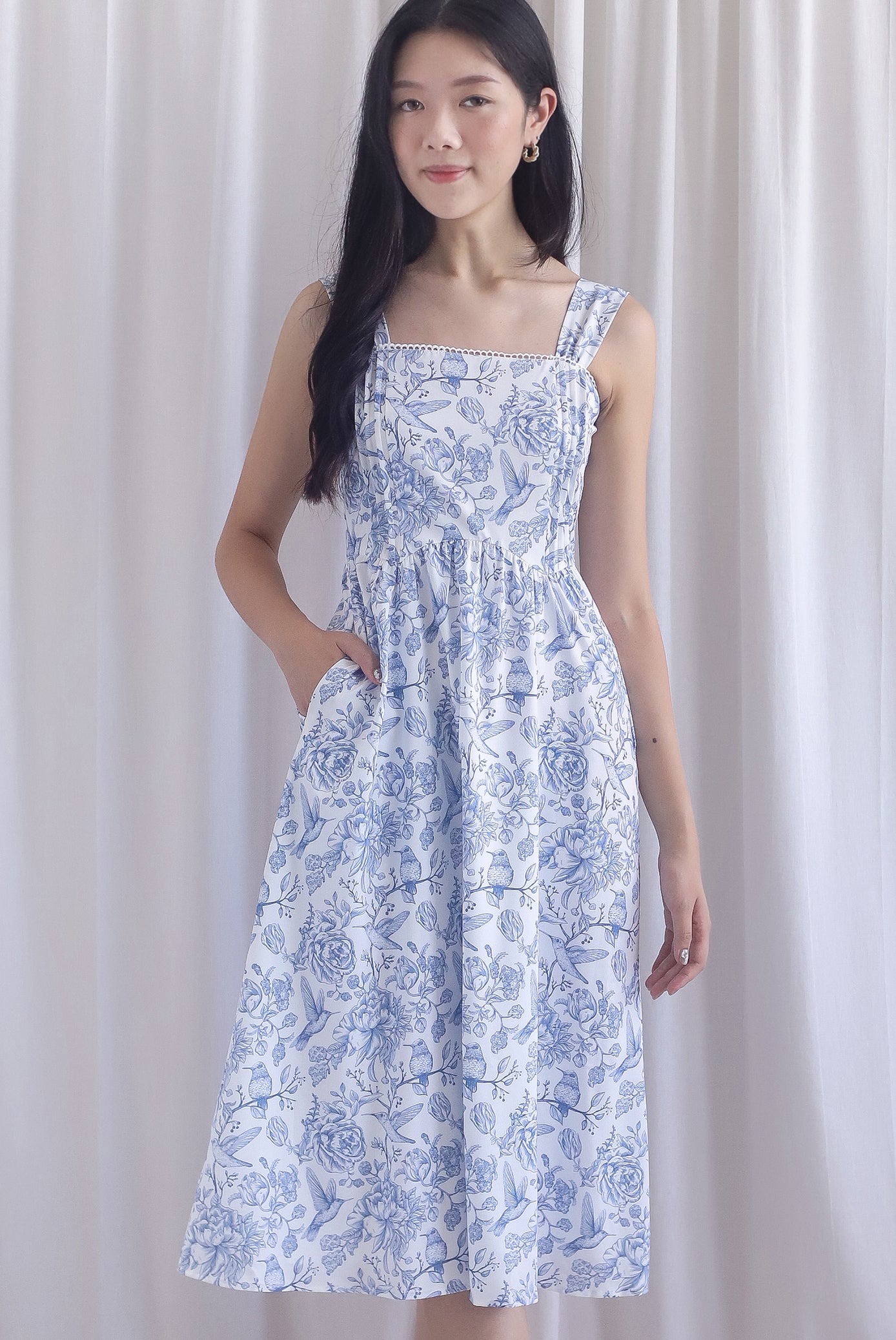 Mirabelle Porcelain Lattice Pintuck Midi Dress In Blue