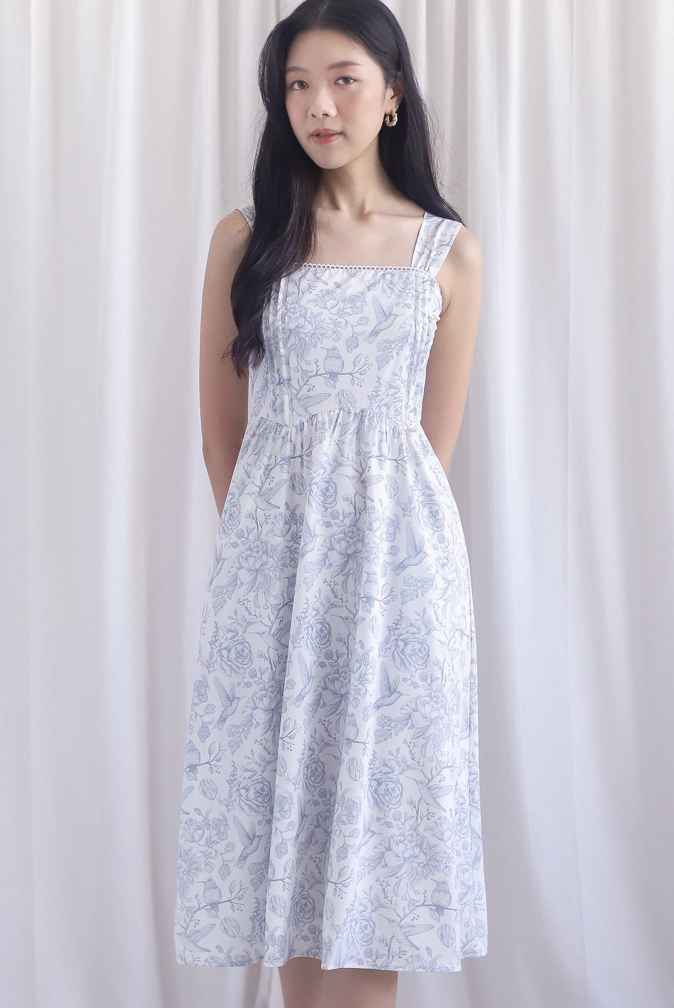 Mirabelle Porcelain Lattice Pintuck Midi Dress In Grey