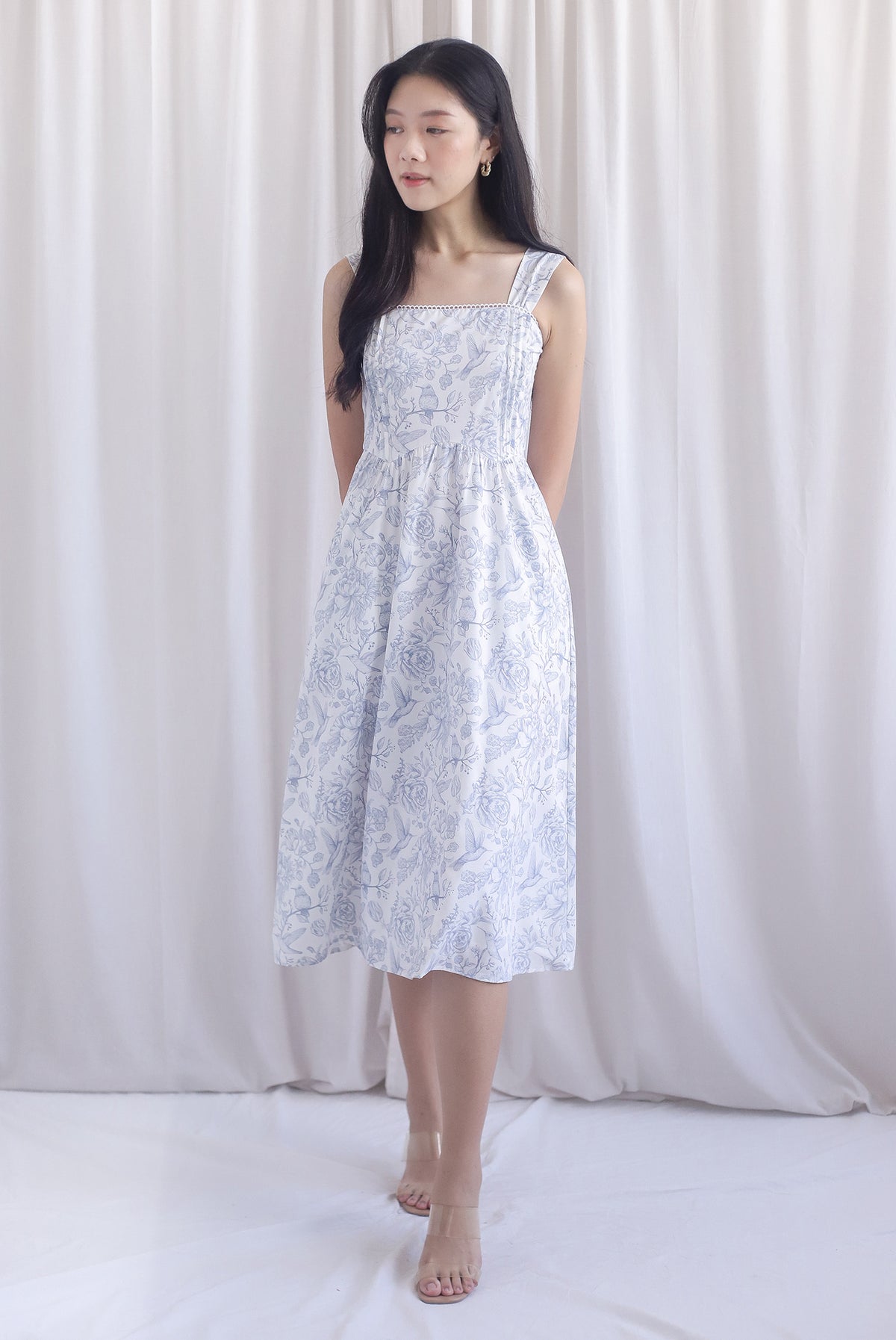 Mirabelle Porcelain Lattice Pintuck Midi Dress In Grey