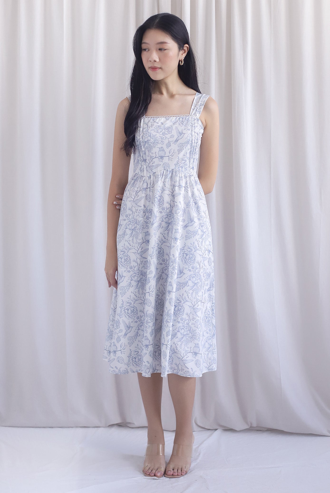 Mirabelle Porcelain Lattice Pintuck Midi Dress In Grey